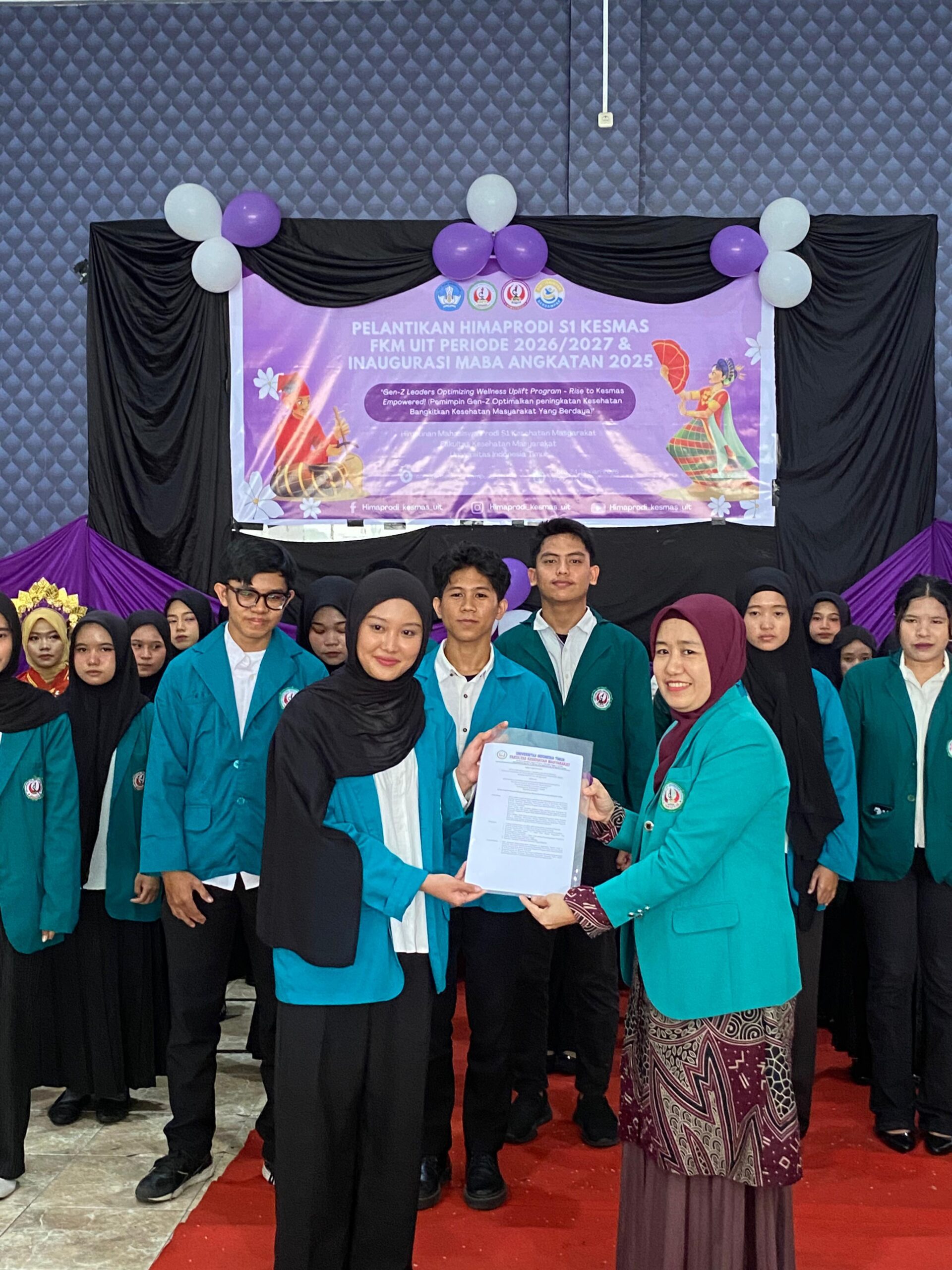 Dekan FKM UIT Lantik Pengurus Himaprodi S1 Kesmas FKM UIT Periode 2026-2027