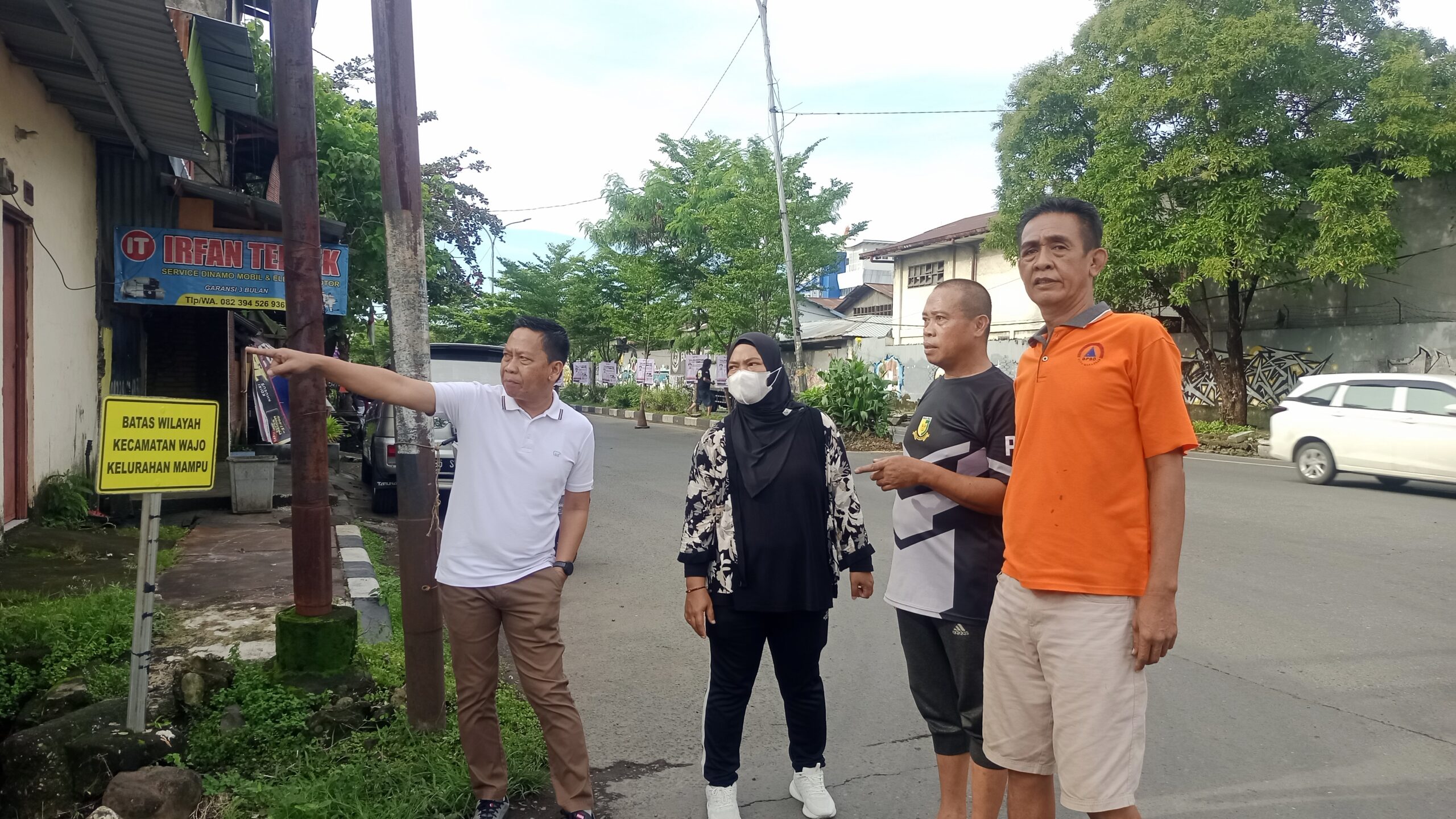 Lurah Mampu Bersama RT-RW Laksanakan Kegiatan Jumat Bersih 