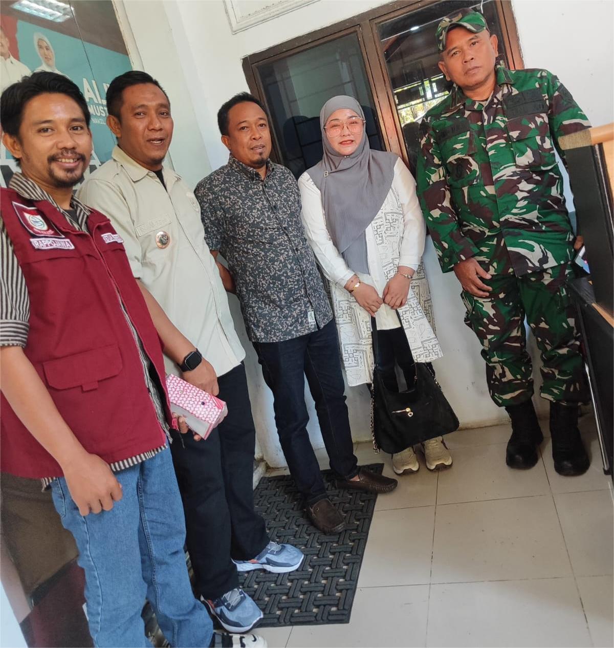 Ketua RW 02 Kelurahan Kalukuang Sampaikan Aspirasi dan Apresiasi Warga dalam Jumat Curhat TNI–Polri