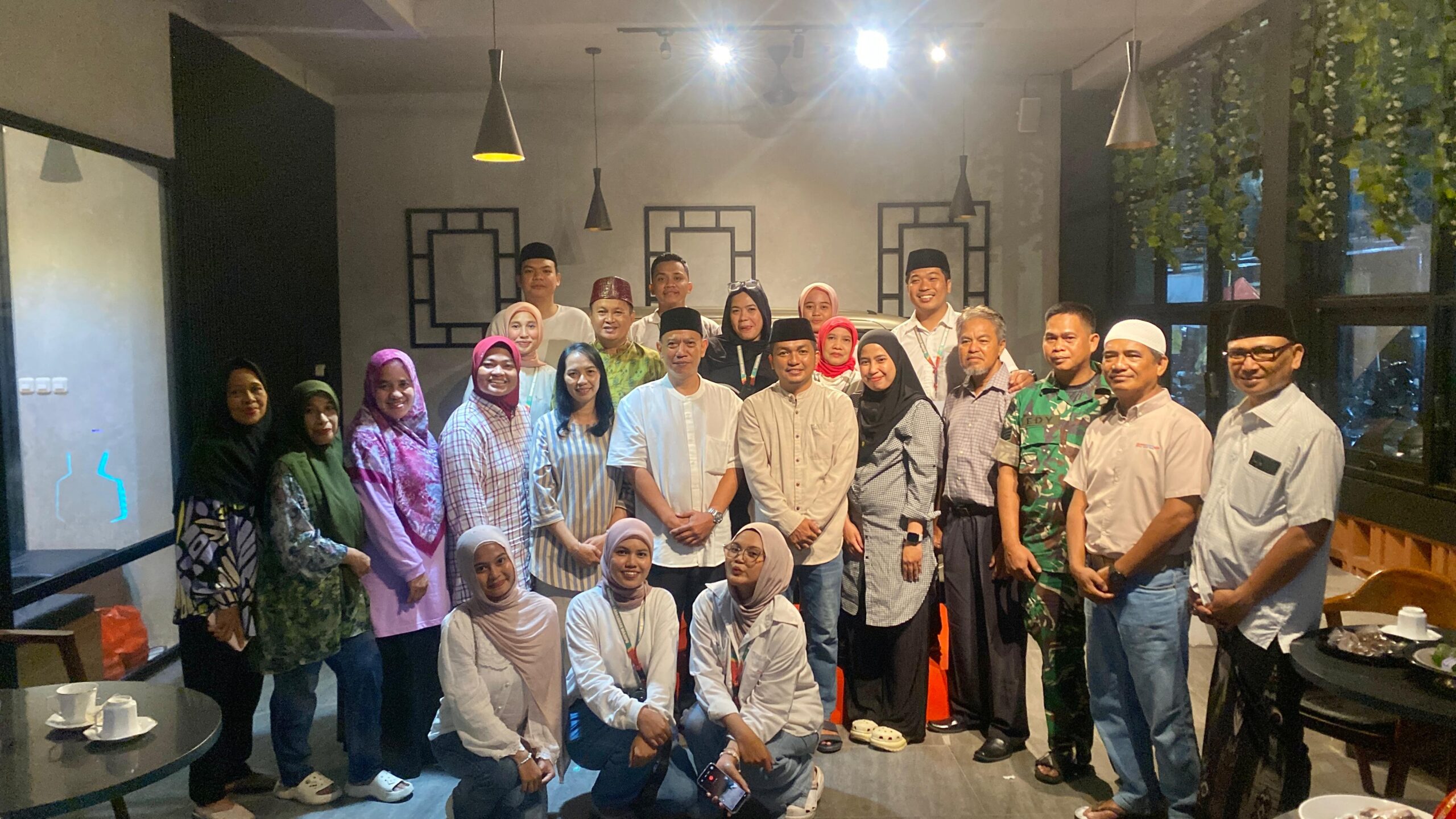 Plt. Camat Wajo Buka Pelaksanaan Bazar Kuliner UMKM Kampung Ramadhan di Kelurahan Mampu 