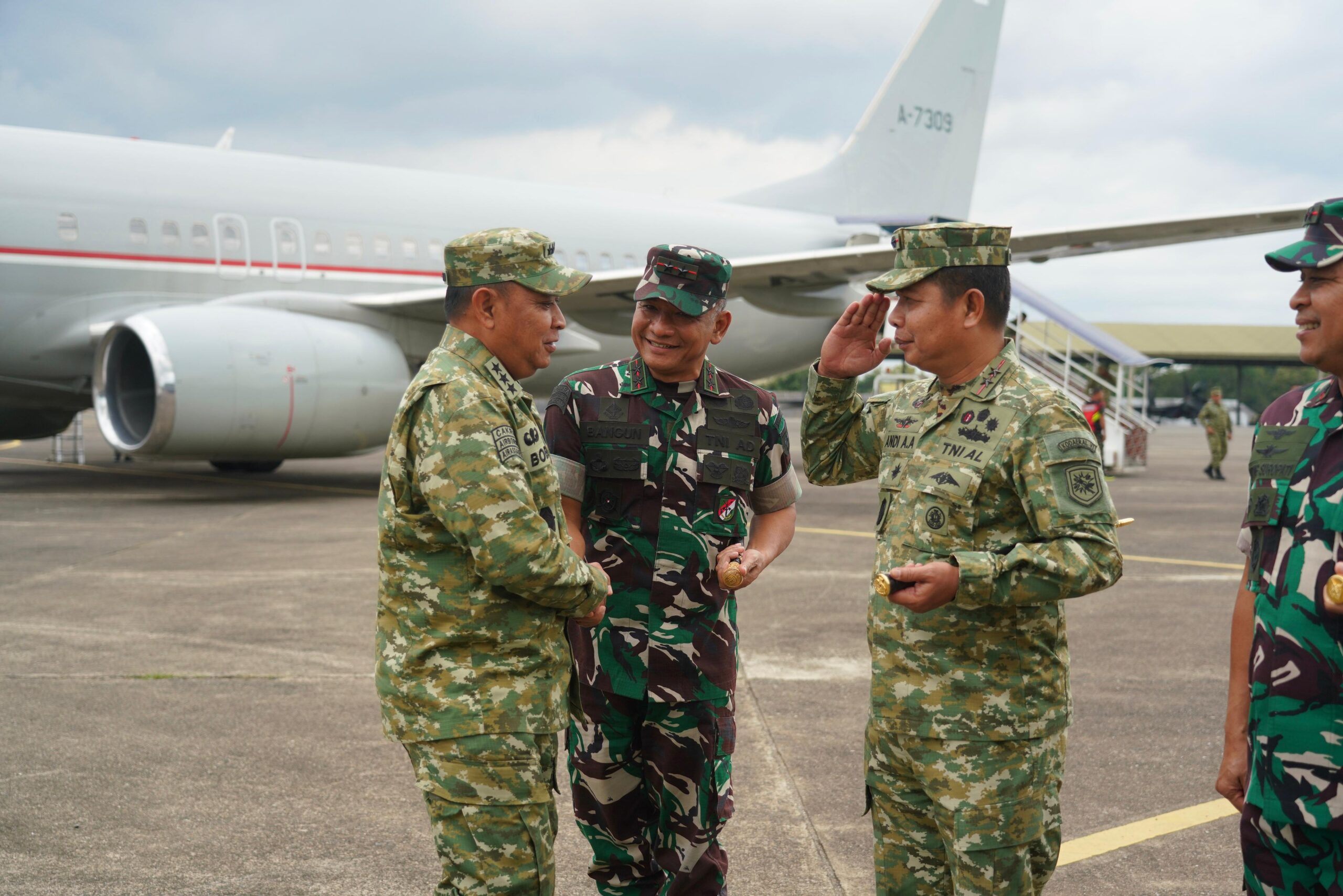 Tiga Matra TNI Sambut Asops Panglima TNI, Wujud Nyata Soliditas Pertahanan NKRI di Sulawesi