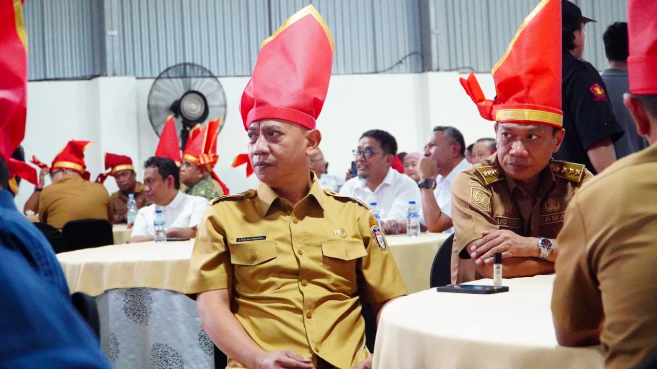 Camat Wajo Ikuti Pertemuan Secara Virtual Peresmian Koperasi Merah Putih Oleh Presiden RI