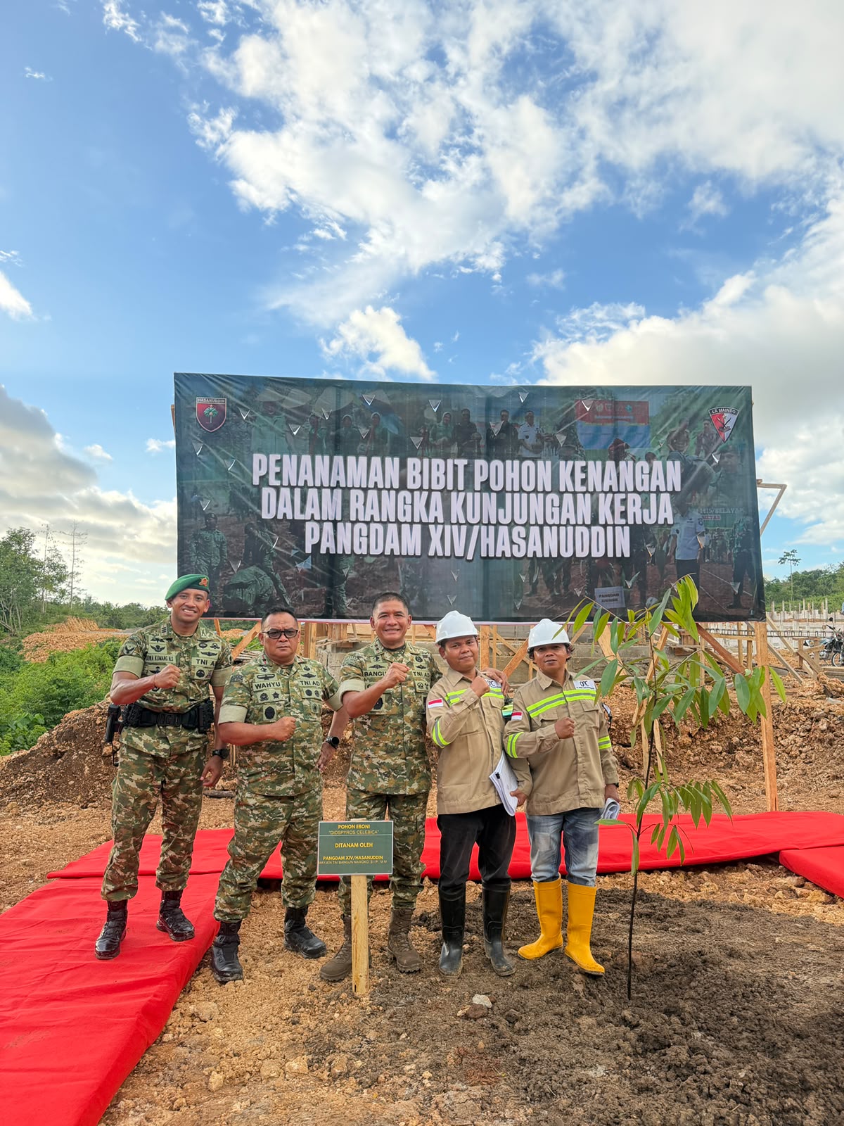 Tanamkan Semangat Pengabdian, Pangdam Kunjungi Yonif TP 871/Lamaindo