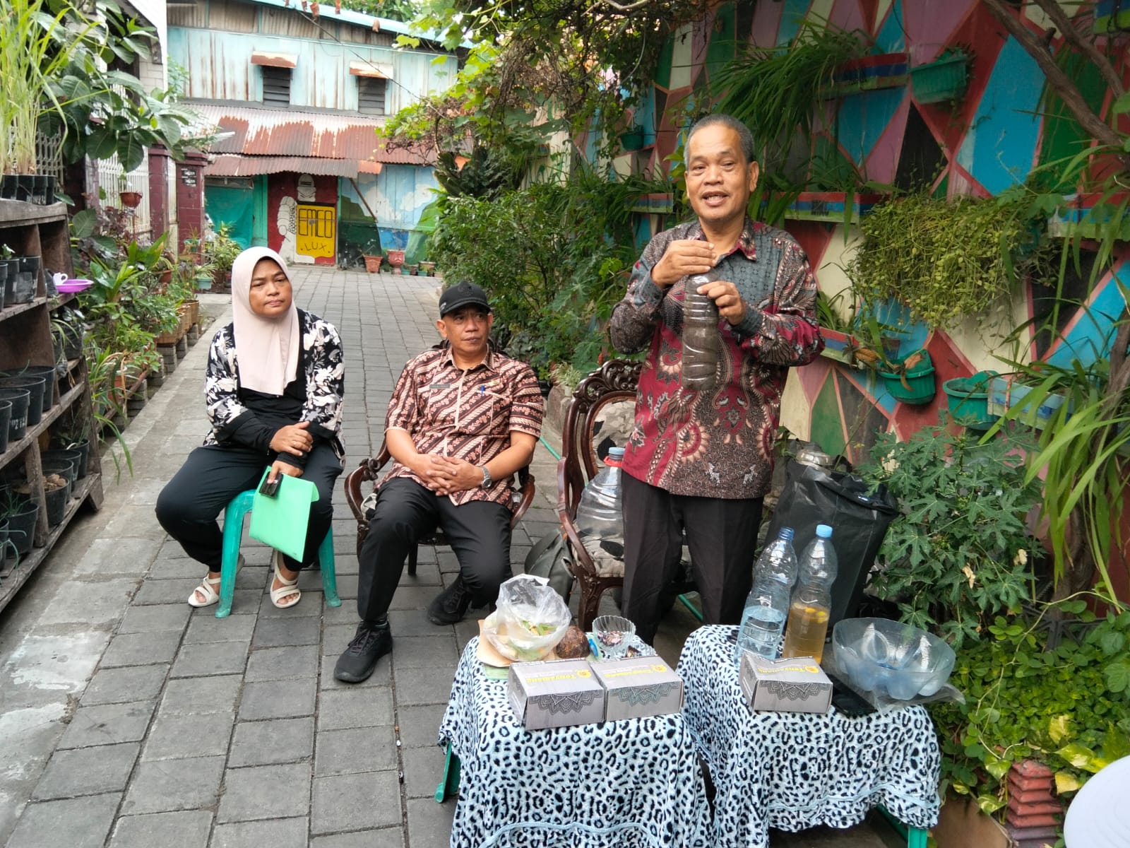 Ivan Kala’lembang Apresiasi Gerakan Pilah Sampah Organik di Kelurahan Mampu 