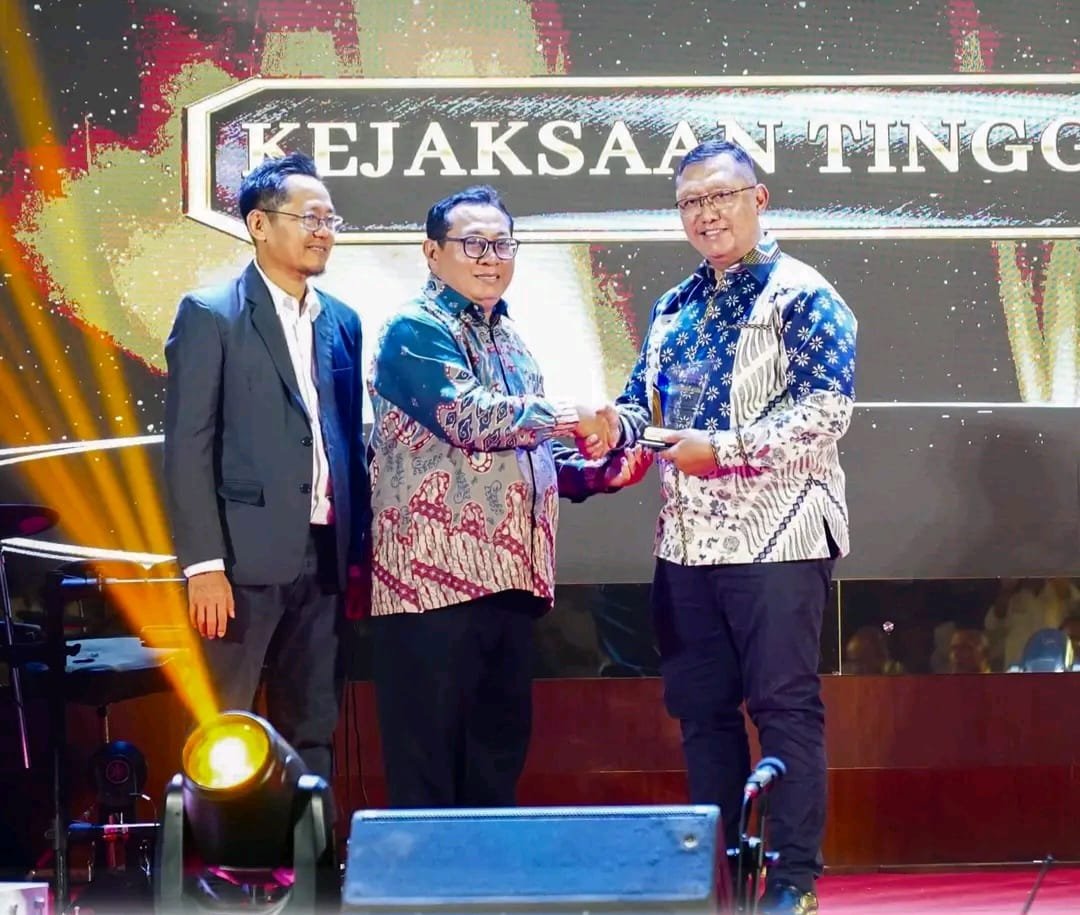 Kejati Aceh Raih SMSI Aceh Award : Institusi Penegak Keadilan Restoratif